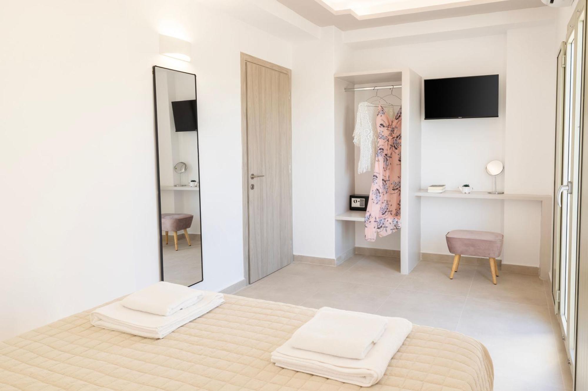 Windmillside Luxury Villas Emporio  Exterior foto