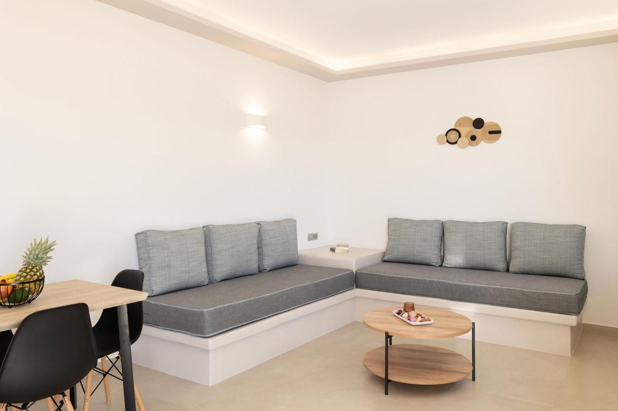 Windmillside Luxury Villas Emporio  Exterior foto
