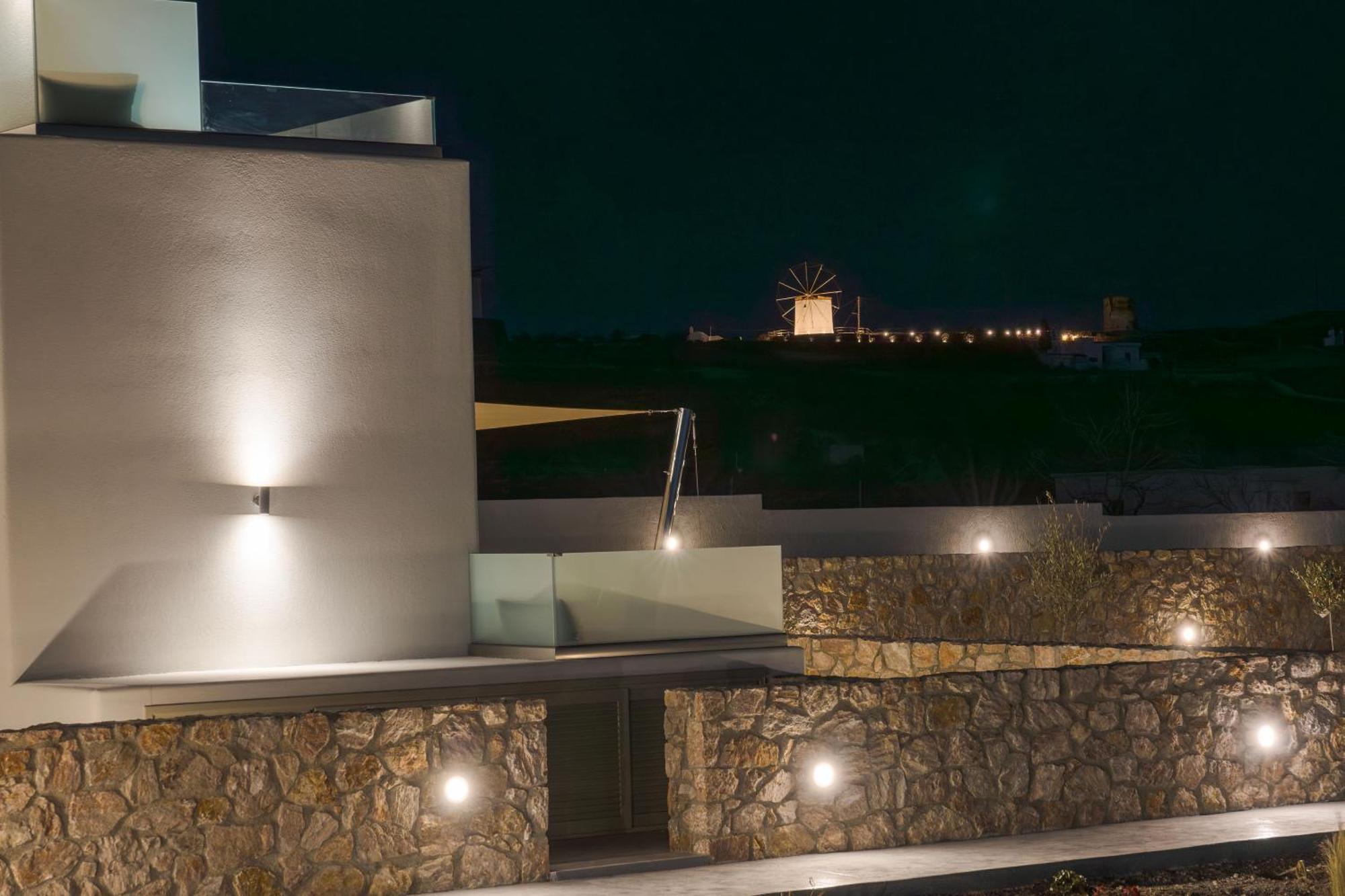 Windmillside Luxury Villas Emporio  Exterior foto